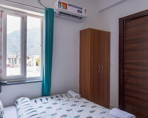Hotel Parth Inn Rishīkesh Eksteriør billede